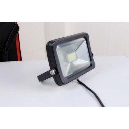 Foco LED de 30W - Luz C�lida